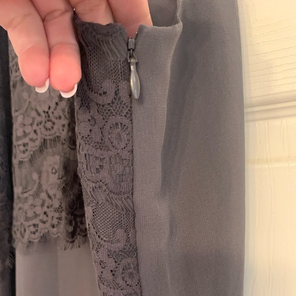 Banana Republic grey lace embellished tank top - Picture 3 of 4